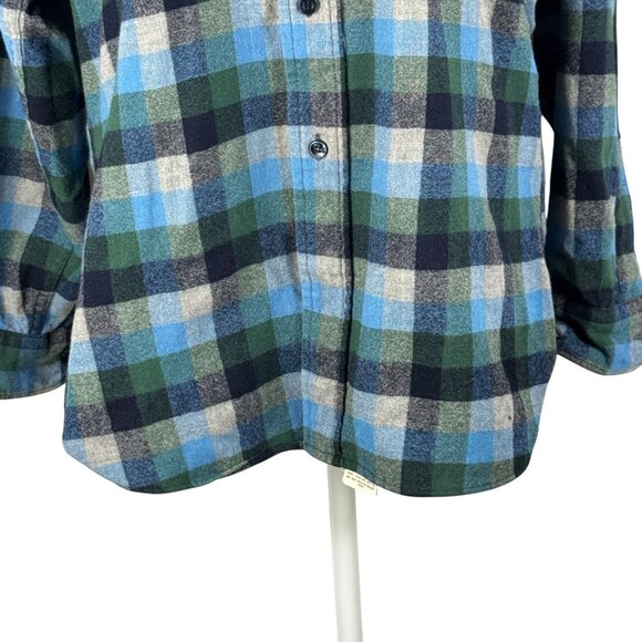 Vintage PENDLETON VIrgin Wool Blue & Gray Plaid Trail Shirt Size Medium - Picture 8 of 8